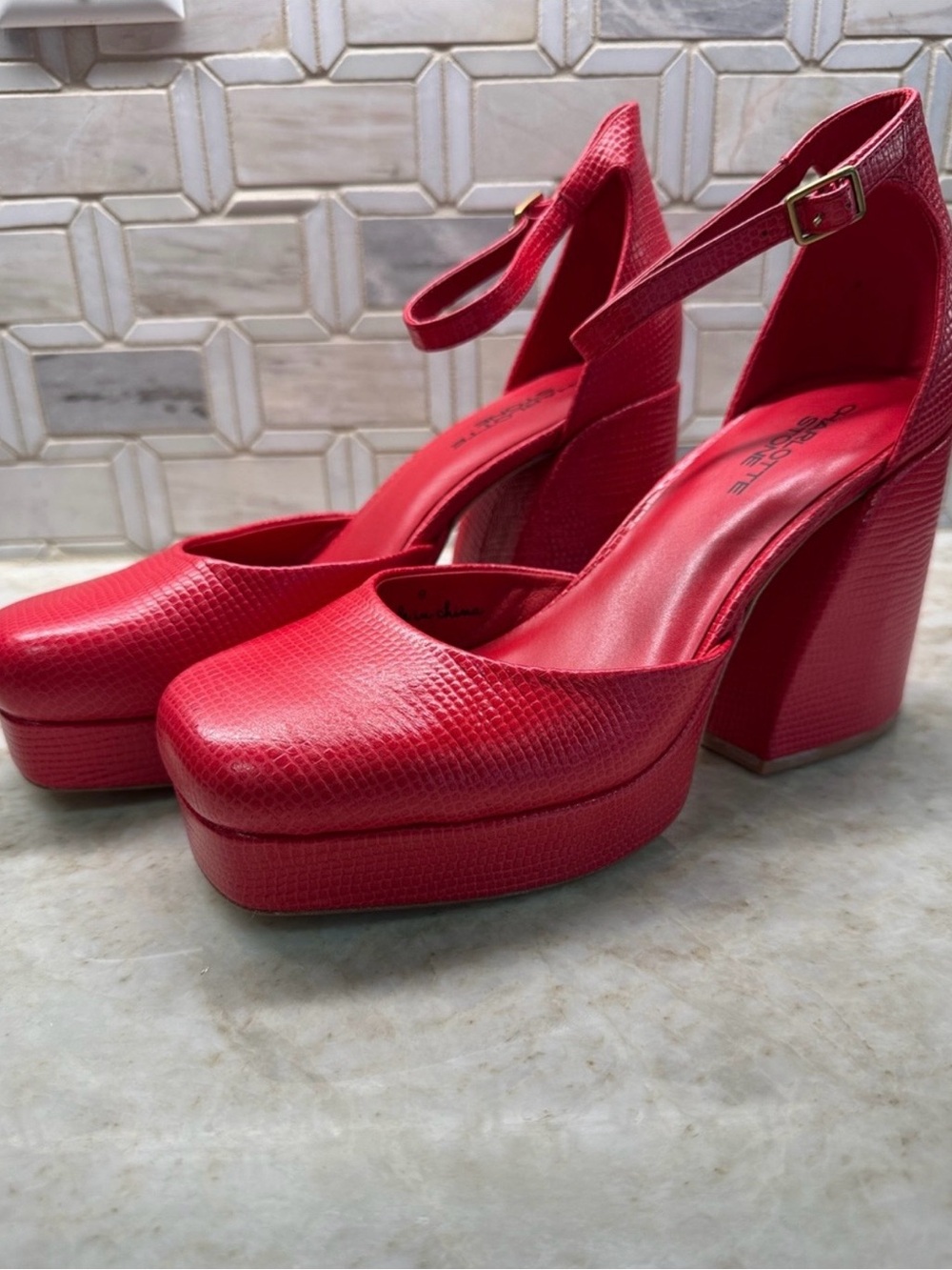 Charlotte Stone Fran Platform Heels Vamp Red Leather Size 9
